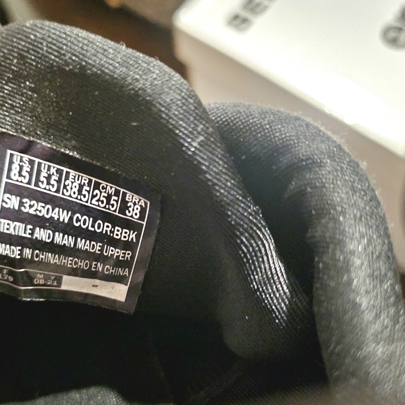 BOBS by Sketchers Sneakers - Picture 4 of 6